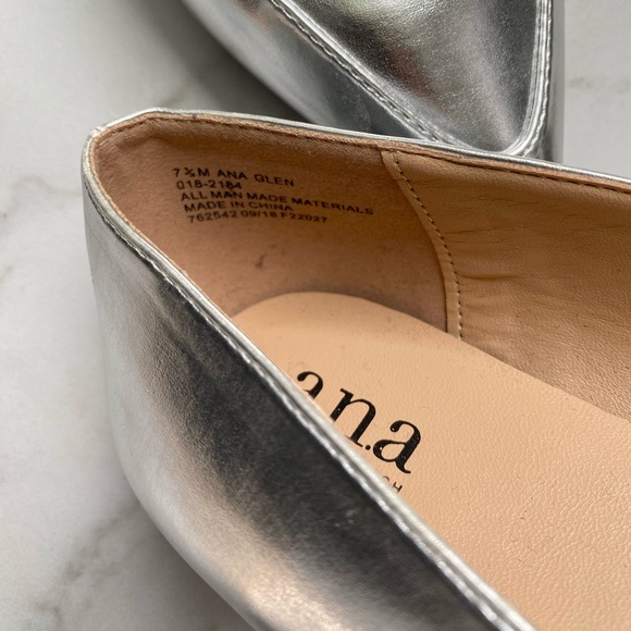 ANA metallic silver loafers NWOB - Picture 3 of 4